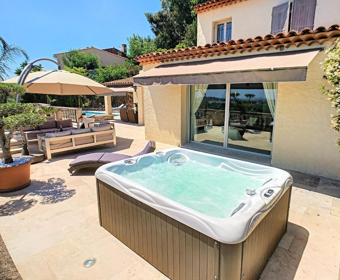3 Bedrooms Villa Near Cannes - Pool & Jacuzzi - Sea View Mandelieu Exterior foto