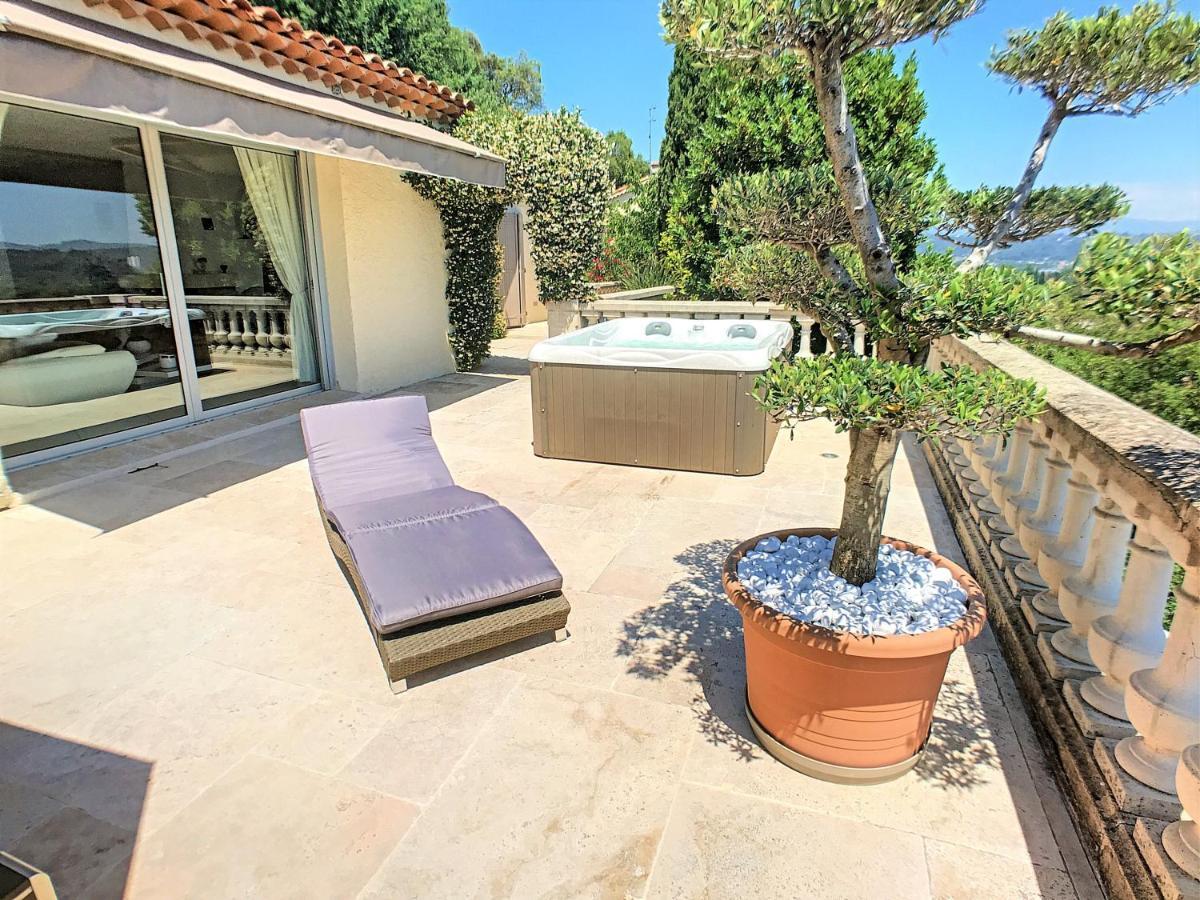 3 Bedrooms Villa Near Cannes - Pool & Jacuzzi - Sea View Mandelieu Exterior foto